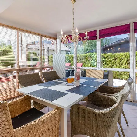 In The Cozy Center Of With Pool Holiday home *